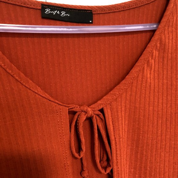 Ribbed Tie-Front Cardigan Size M - Picture 3 of 4